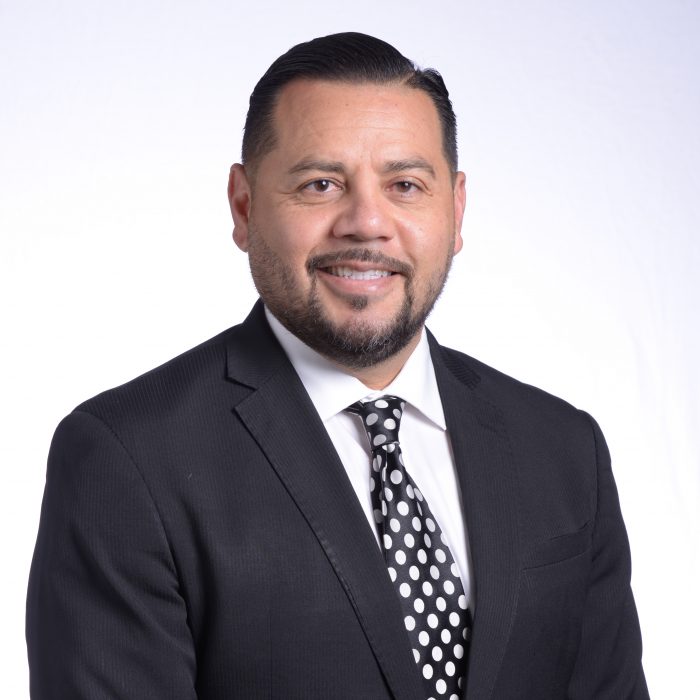 Luis F. Cruz